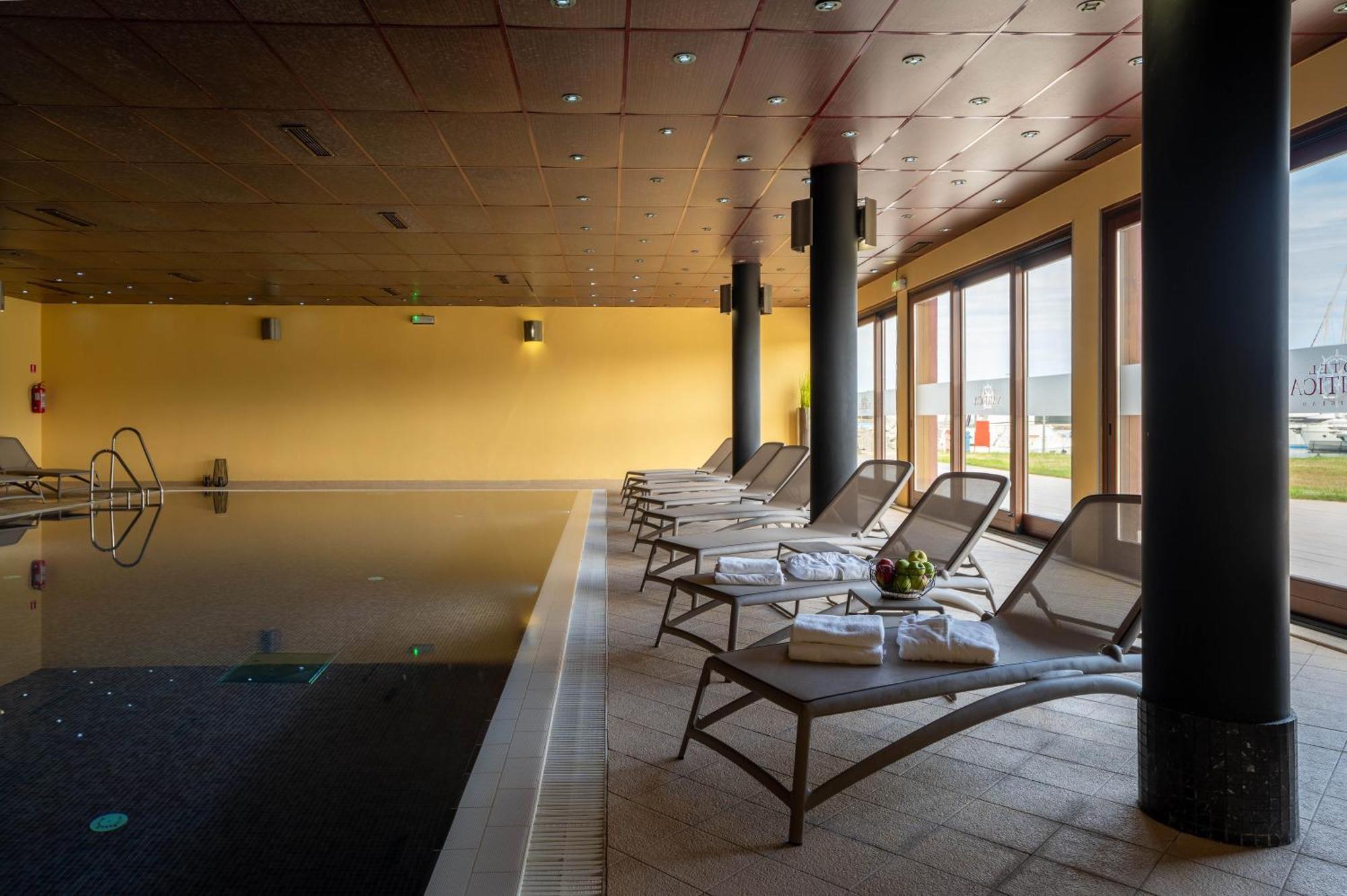 Boutique Hotel Nautica - Spa & Wellness, Free Parking, Pet Friendly Novigrad Istria Exterior foto